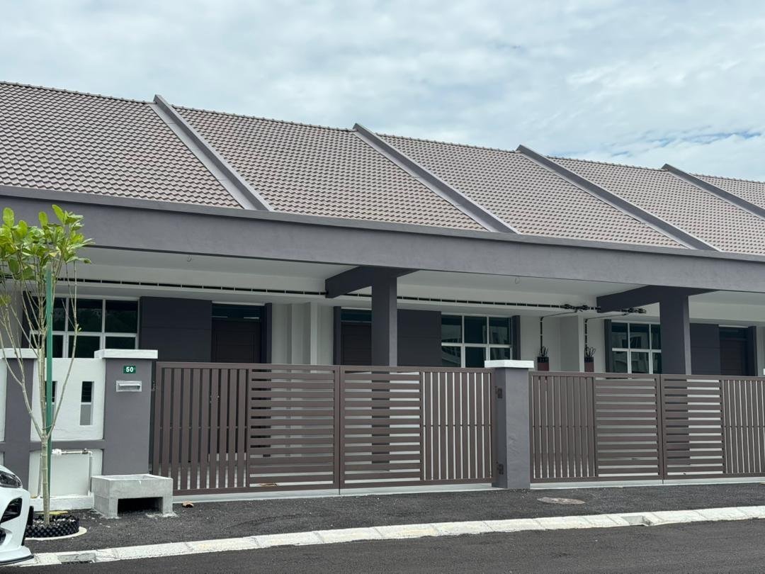Pearl Garden Botani · 1.5 Storey — Ipoh property